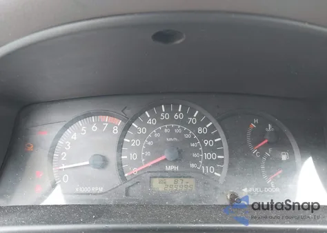 2005 Toyota Corolla Ce z USA, uszkodzony, nr VIN 1NXBR32E65Z532065